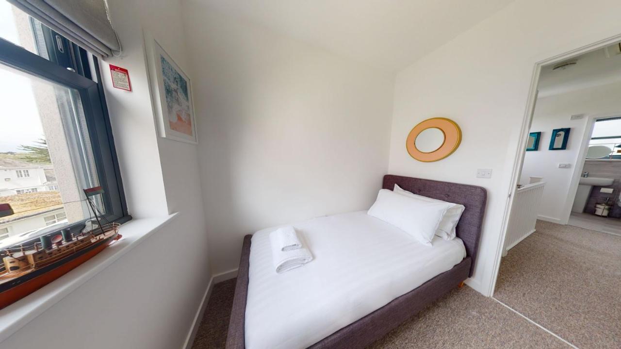 05 Queensway Gardens, Hayle Esterno foto